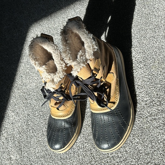SOREL tan black tivoli suede winter boots in women’s size 8 - Picture 4 of 9